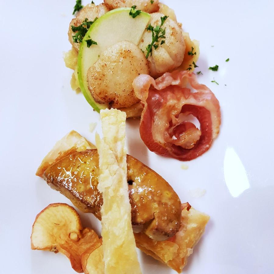 Hotel Restaurant Le Bourgneuf Morlaas Экстерьер фото