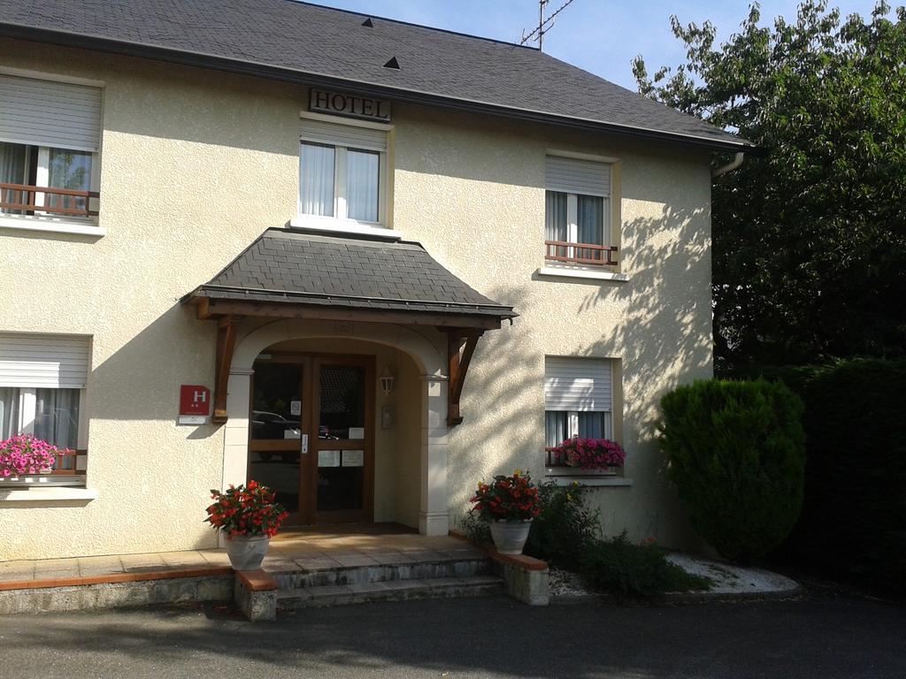 Hotel Restaurant Le Bourgneuf Morlaas Экстерьер фото